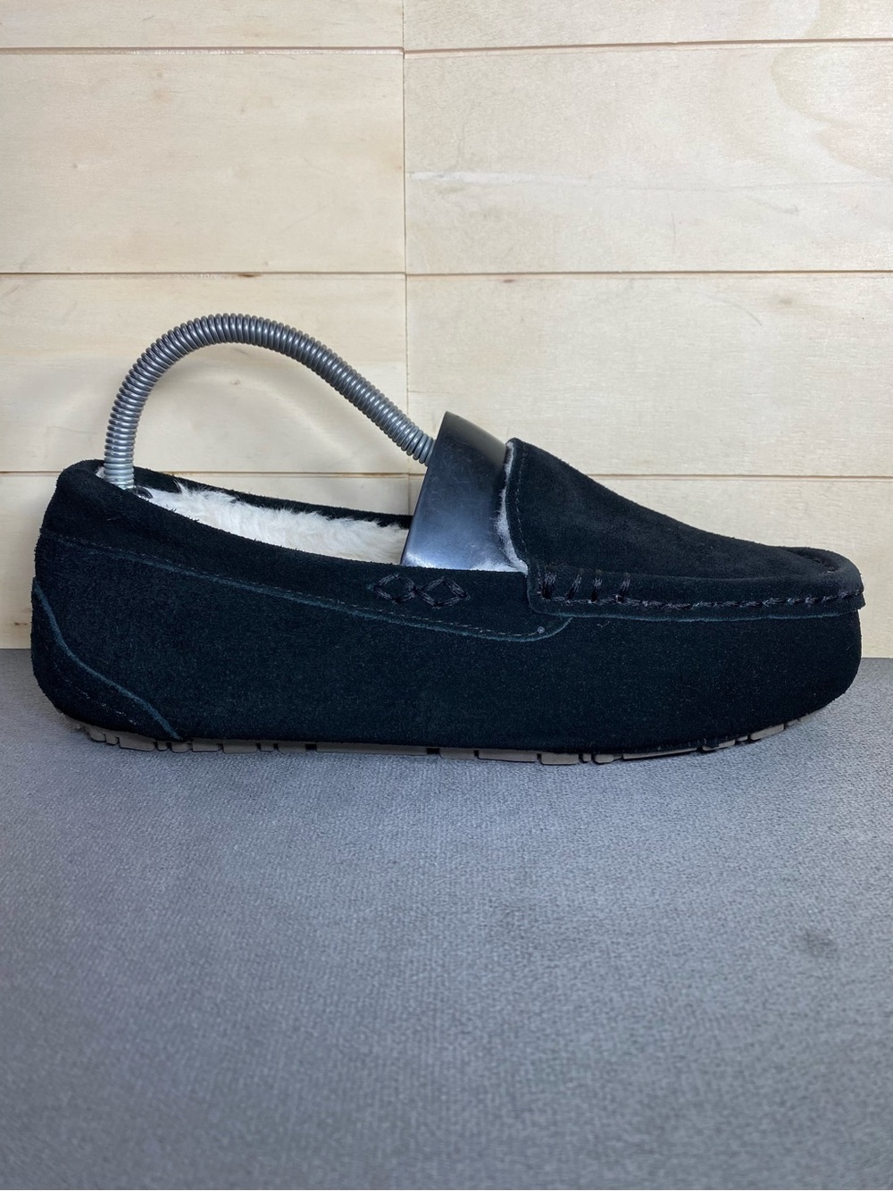 Project Cloud Cathi Slippers Black Suede Women's Size 7 Shoes Faux Fur